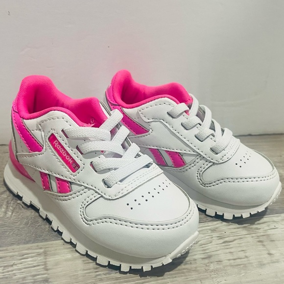 Reebok Classic Leather Pink and White Infants Light-Up  (Size: 5 and 6.5) - Picture 8 of 11